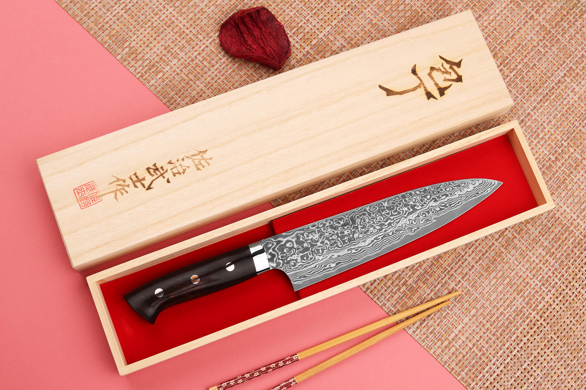 Le Charme et les Types de Couteaux Japonais – MUSASHI
