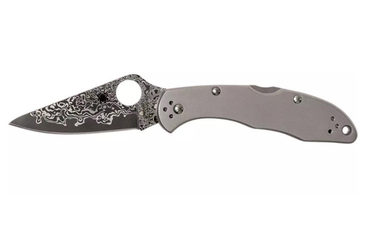 Couteau pliant SPYDERCO DELICA 4 Titanium Damas C11TIPD 11cm + &eacute;tui