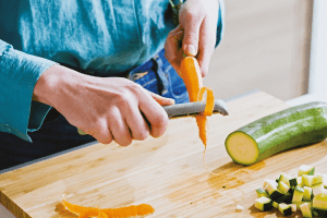 Éplucheur droit Berghoff Leo en acier inox et manche en polypropylène