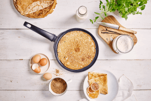 Poêle à crêpe Beka Kuro en aluminium noir 28cm