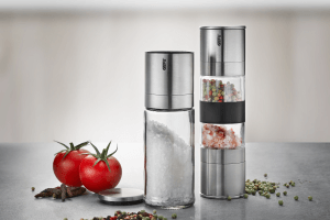 Moulin à sel ou à poivre Gefu Lamola en verre et acier inoxydable