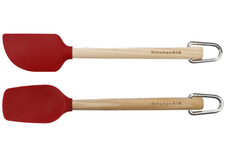 Set de 2 spatules Kitchen Aid en bois de bouleau et silicone rouge