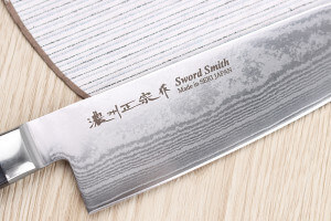 Couteau santoku 18cm japonais Satake Cutlery damas 69 couches