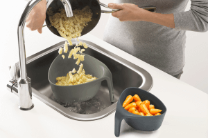 Set 2 passoires emboîtables Joseph Joseph Nest en polymère gris