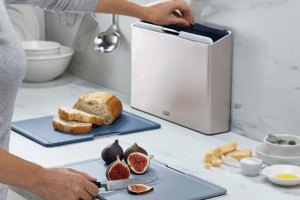 Set de 4 grandes planches à découper Joseph Joseph Folio Editions bleues + étui