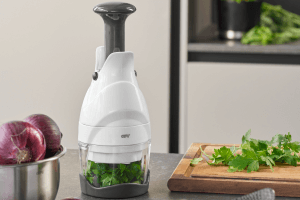Hachoir de légumes et de fines herbes Gefu en inox et ABS