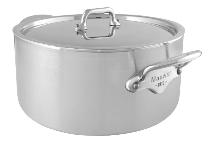 Cocotte Mauviel M'Urban4 en fonte d'inox avec couvercle inox compatible induction
