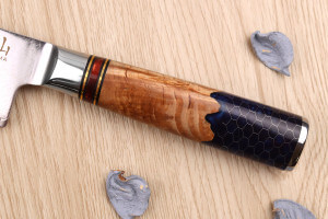 Couteau santoku 17cm Kutoyama damas nid d'abeille