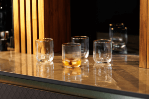 Set de 4 verres Mikasa Sorrento en cristal motif côtelé 400ml