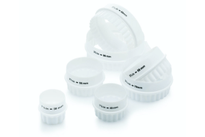 Set de 7 emporte-pièces KitchenCraft à double tranchant en polymère blanc
