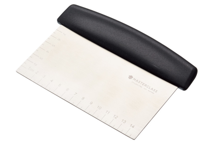 Coupe-p&acirc;te MasterClass en acier inoxydable 15x7cm