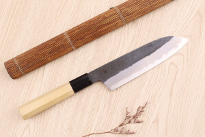 Couteau santoku 18cm japonais artisanal Sakai Kikumori Kikuzuki Kuro