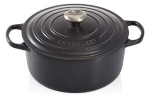 Cocotte ronde en fonte émaillée Le Creuset Signature 24cm Noir Mat