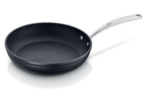 Poêle à frire antiadhésive Beka Titan 28cm en aluminium forgé