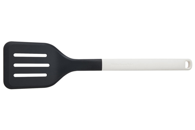 Spatule ajour&eacute;e Kitchen Aid en nylon 34cm