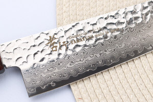 Couteau de chef japonais 21cm Sakai Takayuki Nanairo Wine Damas VG10