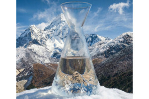 Carafe à eau Alaskan Maker Topographic Everest en verre cristallin