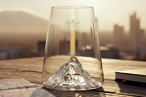 Verre à spiritueux long Alaskan Maker Topographic Mont Cervin en verre cristallin