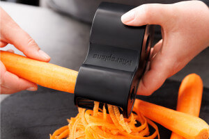 Taille légumes Microplane noir - Spaghettis de légumes