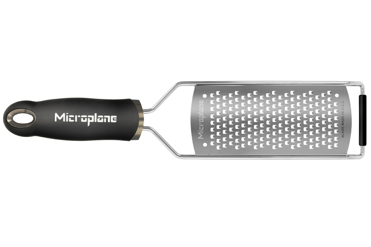 R&acirc;pe Microplane Gourmet gros grains manche noir