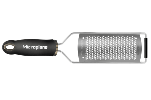 Râpe Microplane Gourmet grains fins manche noir