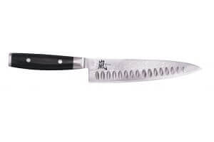 Couteau de chef japonais Yaxell RAN lame 20cm alvéolé damas 69 couches