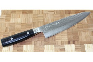 Couteau de chef japonais Yaxell ZEN lame 20cm damas 37 couches