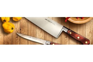 Couteau de chef SABATIER Saveur 100% forgé 20cm rivets laiton