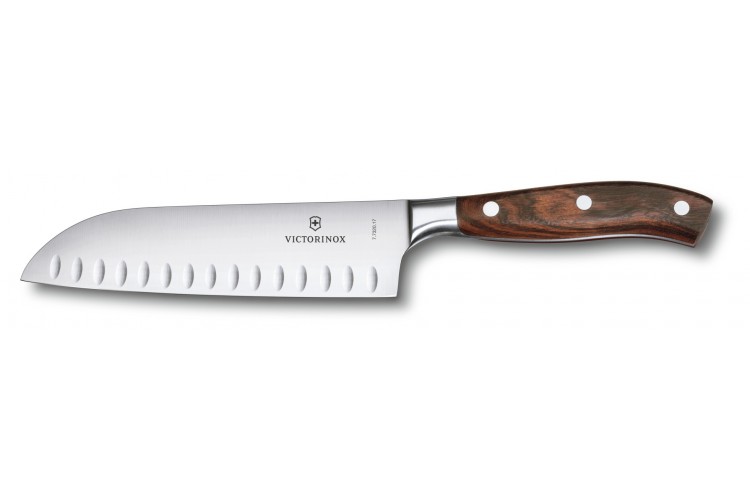 Couteau Santoku Victorinox Grand Ma&icirc;tre Rosewood forg&eacute; 17cm manche palissandre