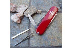 Couteau suisse Victorinox Ambassador rouge 74mm 7 fonctions