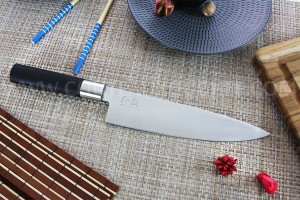 Couteau de chef japonais KAI Wasabi Black lame 20cm