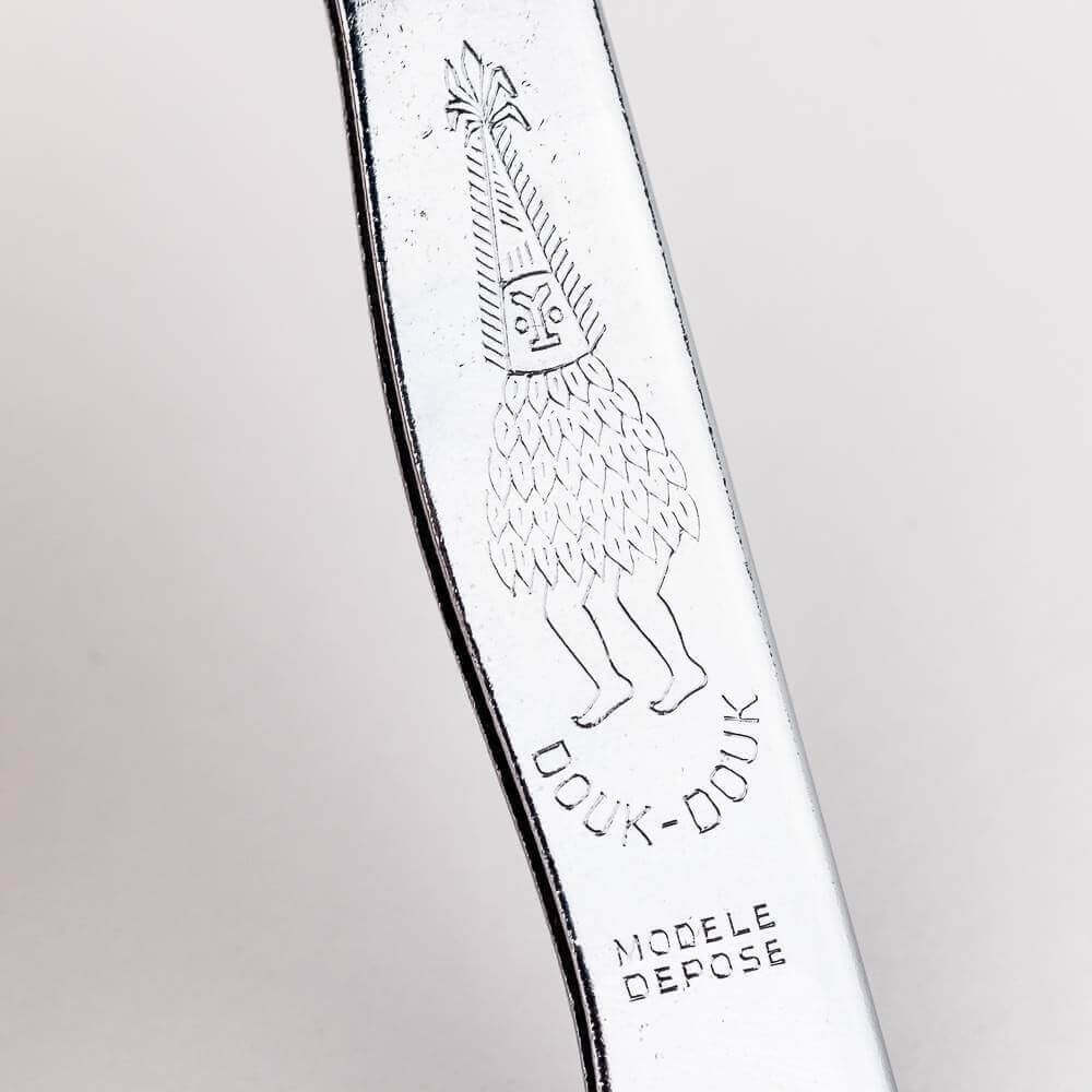 Couteau Le Douk-Douk lame Inox manche 9 cm métal Chromé avec Bélière DK61715 