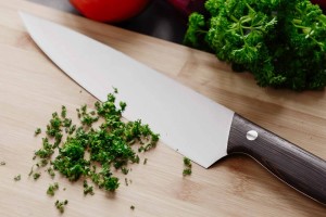 Couteau de chef Berghoff Essentials 20cm manche bois
