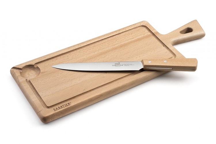 Set Sabatier International planche en hêtre + 1 couteau à découper 20cm