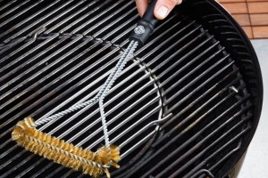 Brosse triangle pour barbecue Gefu BBQ en laiton