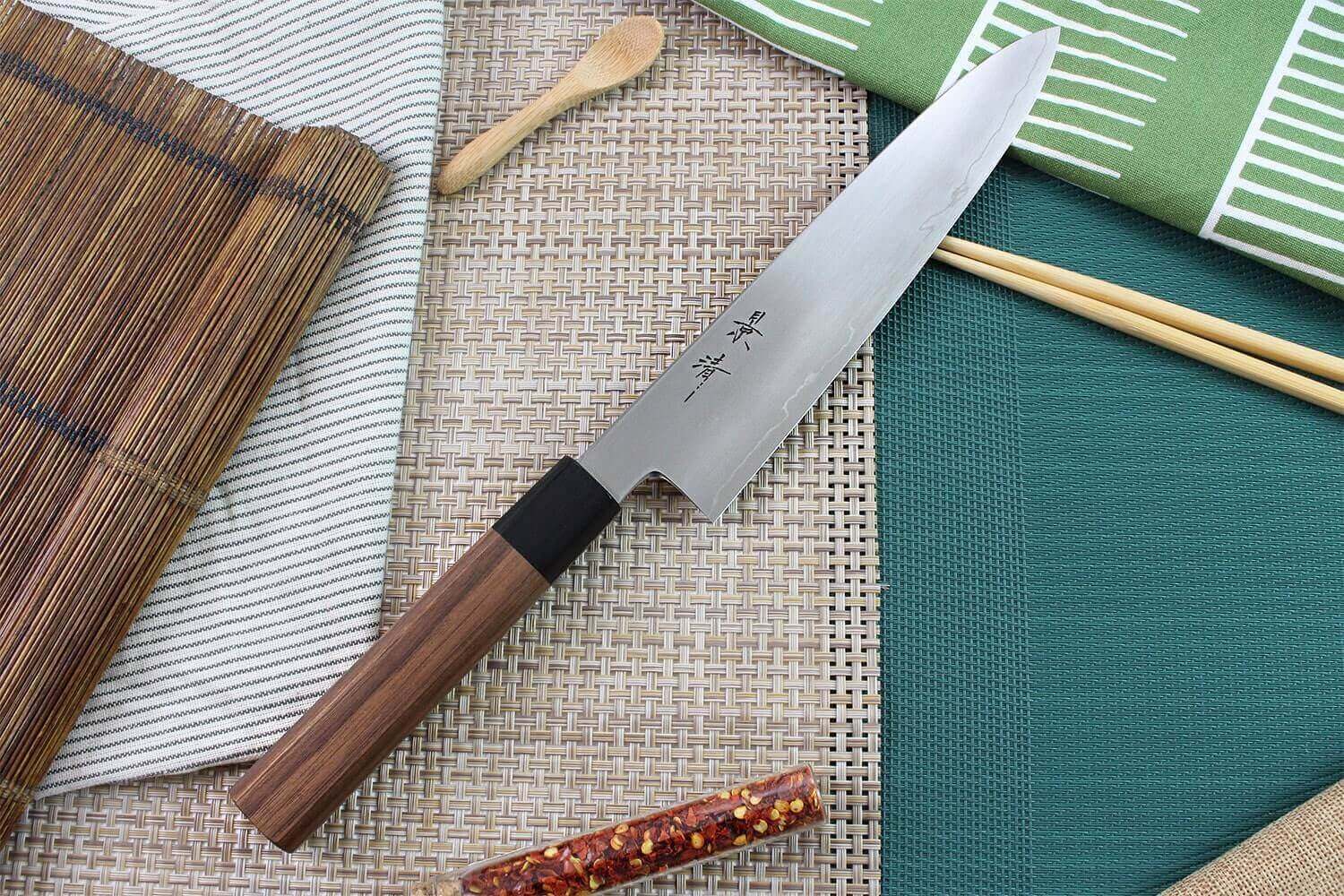 Couteau De Chef Japonais Onizuka – Lame Damas Bleu Et Manche Bois – Édition 2024