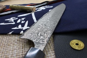 Couteau de chef japonais artisanal Masakage Kumo 24cm damas 63 couches