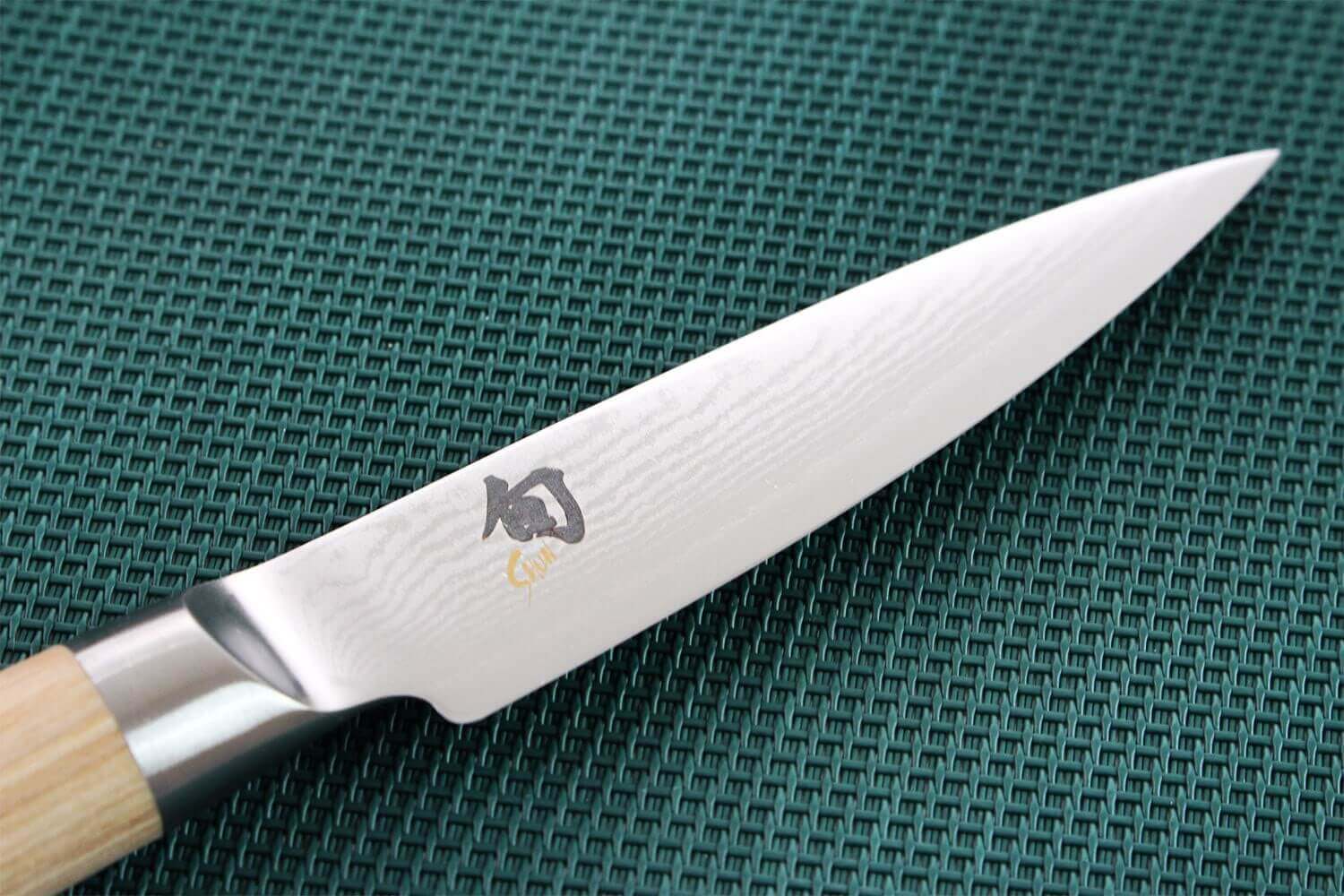 Couteau japonais Kai Shun Classic damas - couteau d'office 10 cm