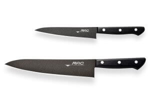 Coffret 2 couteaux japonais MAC Black Universel + Chef 21.5cm