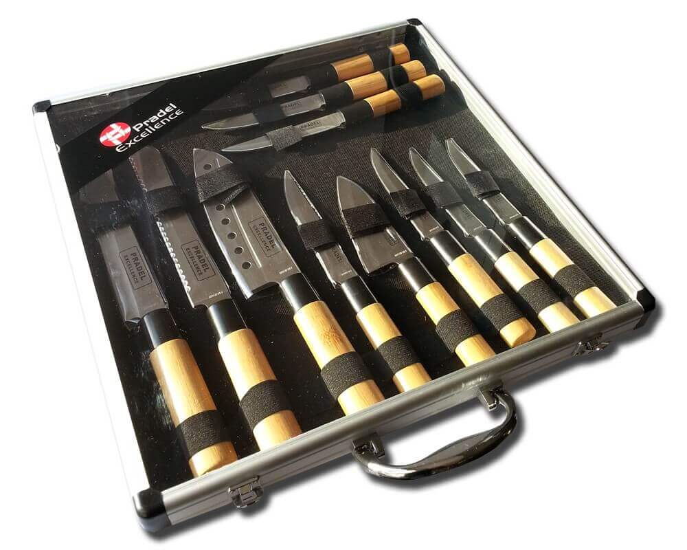 Pradel Excellence planche en bois avec 5 couteaux de cuisine, un