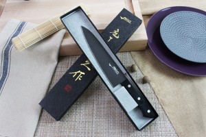 Couteau de chef japonais MAC Black 18cm
