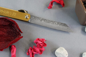 Couteau de poche Higonokami Böker Kinzoku lame damassée 7,5cm manche cuivre