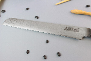 Couteau à pain Wusaki Fujiko VG10 20cm manche olivier