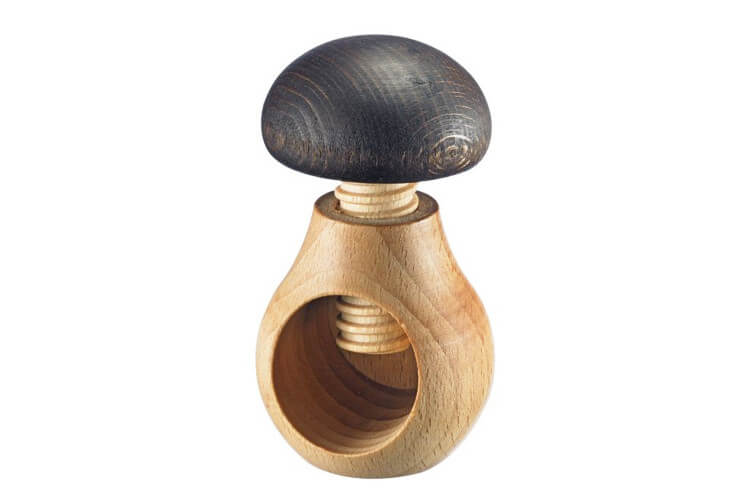 Casse-noix En Bois Marron - Modèle Générique, état D'occasion Correct
