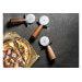 Roulette à pizza Triangle manche bois + coffret