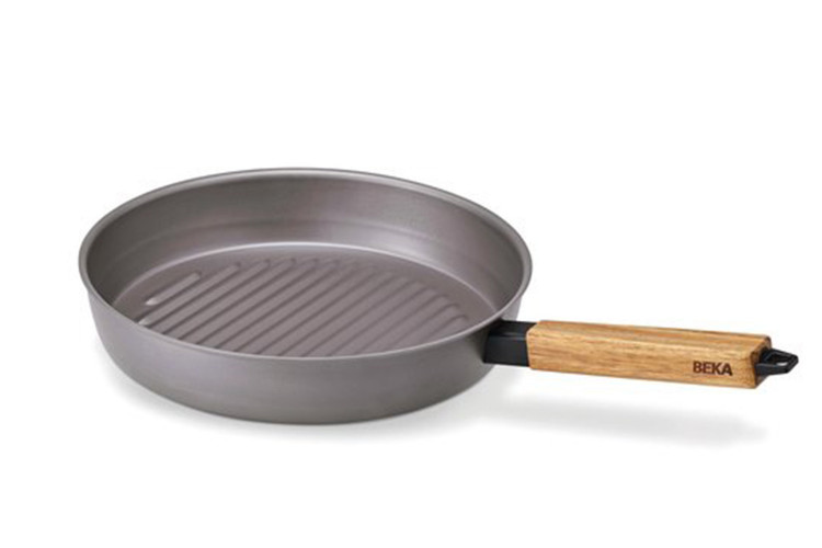 Po&ecirc;le grill Beka Nomad en acier carbone 28cm