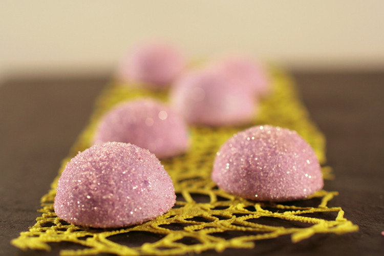 Moule mini demi sph&egrave;res De Buyer Elastomoule 20 ou 24 empreintes