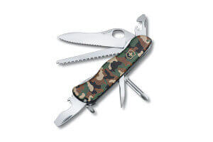 Couteau suisse Victorinox Trailmaster manche camouflage 111mm 12 fonctions