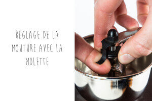 Moulin à café manuel Peugeot Brésil en hêtre chocolat 21cm