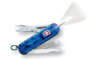 Couteau suisse Victorinox Signature Lite bleu translucide 58mm 7 fonctions